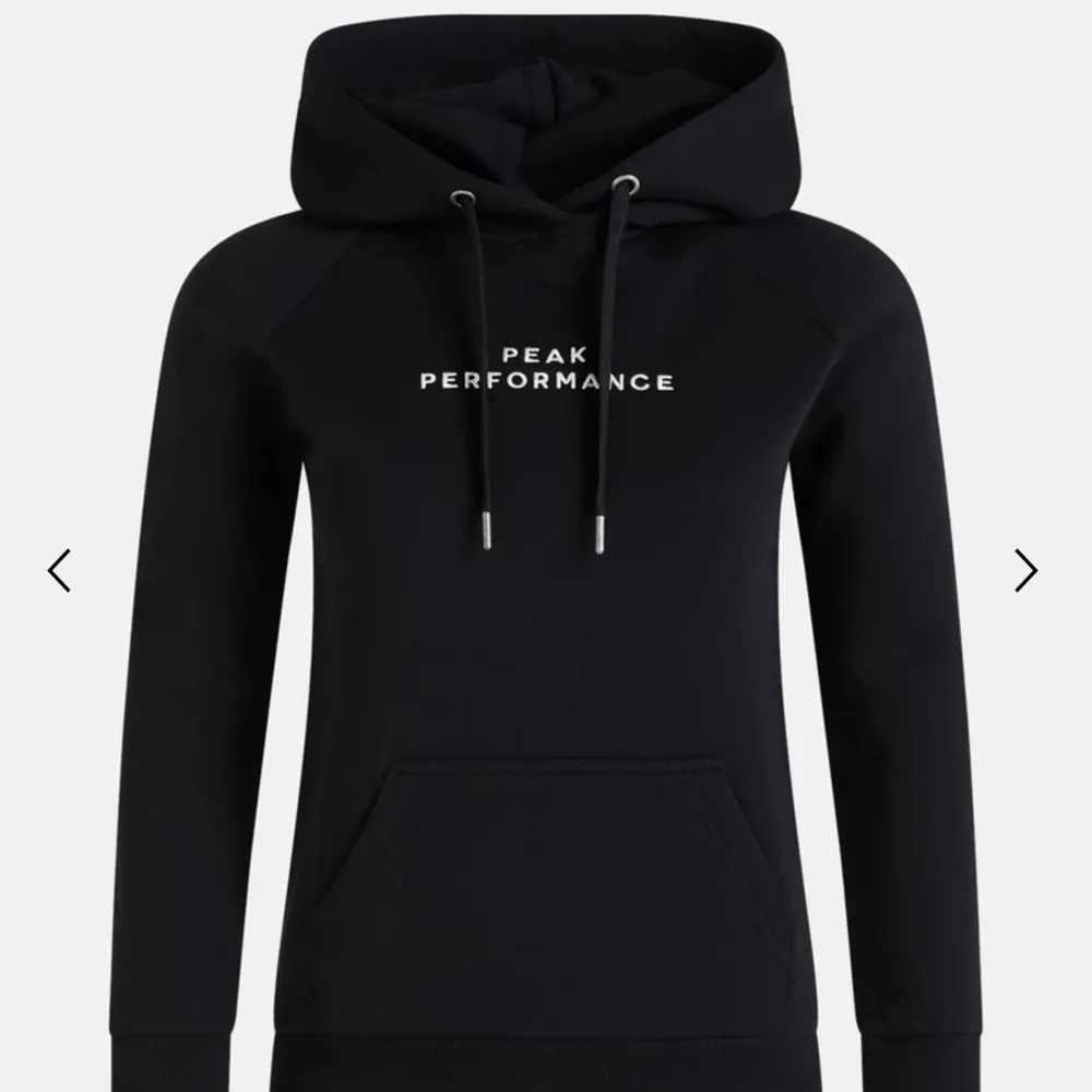 Jätteskön peak performance hoodie som använts sparsamt. Storlek S. Hoodies.