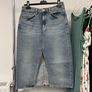 Jeanskjol - Använd men jättefint skick