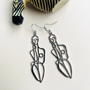 Kvinna örhängen  - Nickelfria krokar och fri frakt 🌟