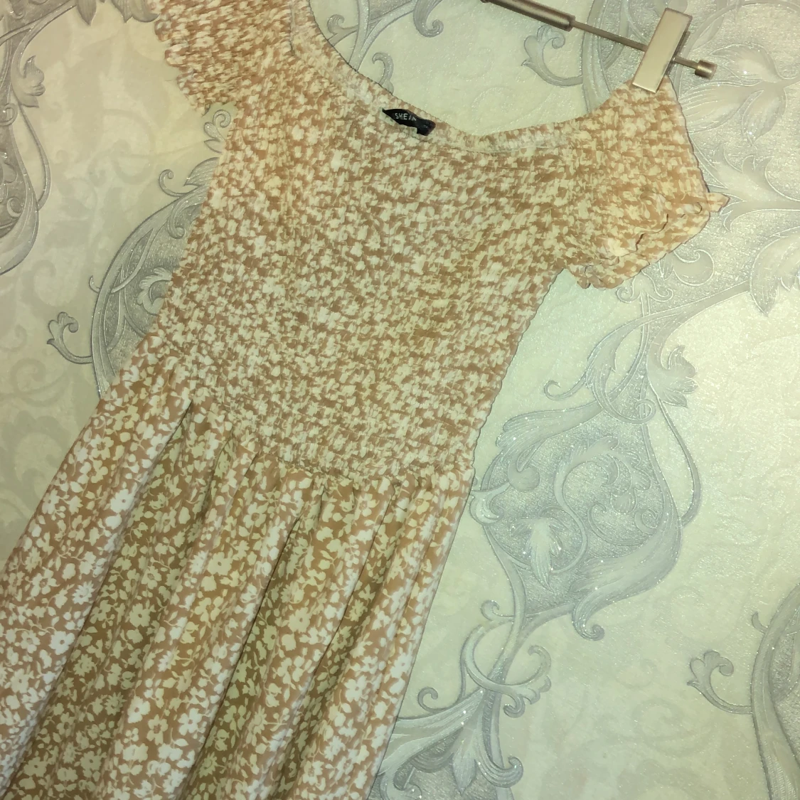 Beige kort sommarklänning  - 90