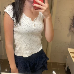 Brandymellvile tröja - Gullig tröja ifrån brandymelville🥰använd ett fåtal gånger men i nyskick🫶🏼