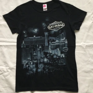 T-shirt - Söt tshirt med tryck, passar främst till xs-s