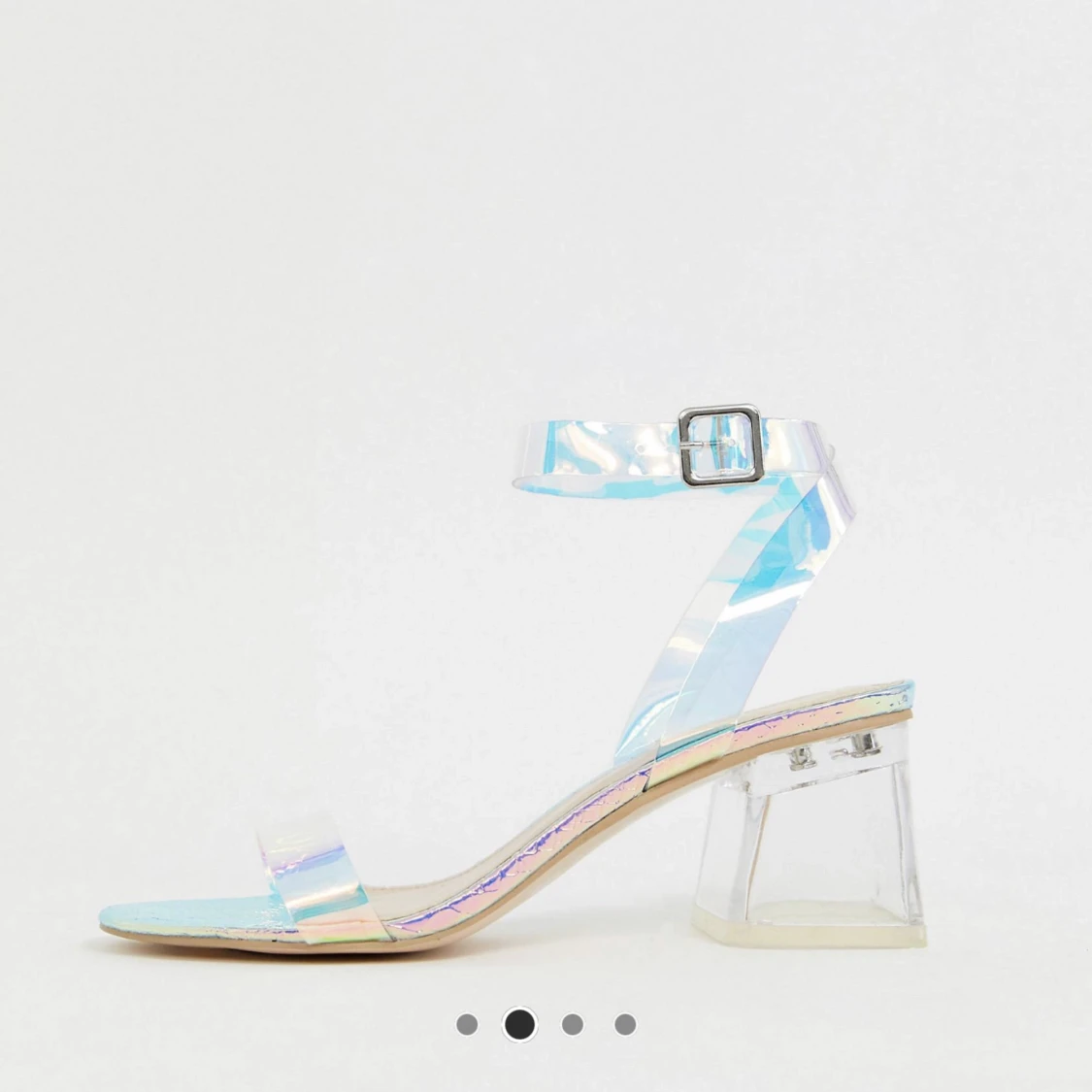 Klack skor i storlek 40 (ny) - 90