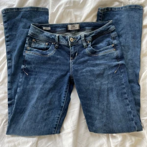 Ltb jeans  - Säljer mina snygga slutsålda jeans från Ltb! I nyskick och nästan aldrig använda❤️