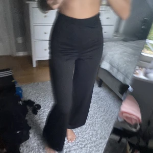 Långa byxor - I tall