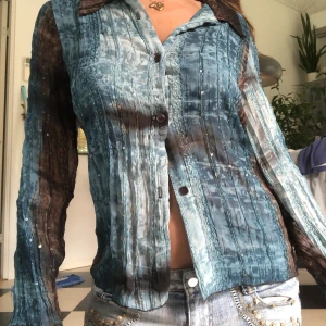 Mesh skjorta  - Blå brune meshskjorta med paljetter 