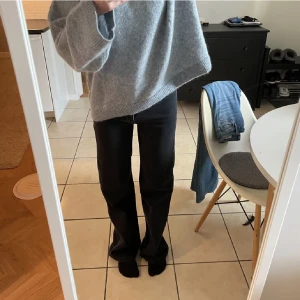 Svarta jeans - Svarta jeans från Filippa k