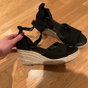 Kilklackar  - Kilklackar. Ordinariepris 270kr. 