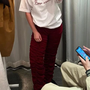 Hosbjerg ruffle pants - Burgundy ruffle pants