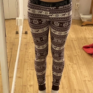 PINK thights  - PERFEKTA tightsen för julen, älskar de så mycket!🎀