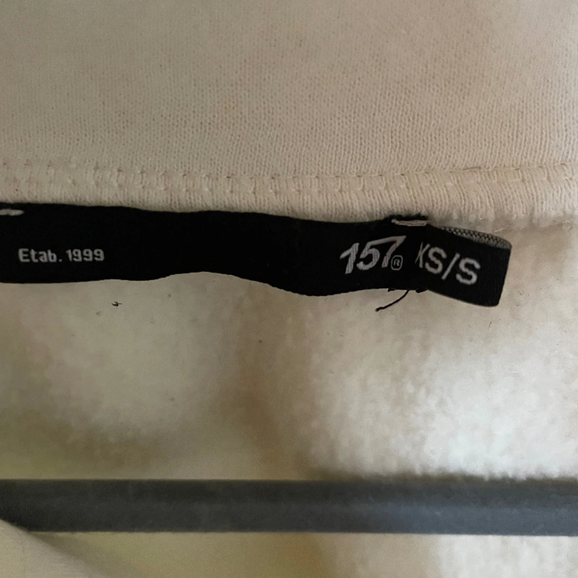 Tjockare tröja med dragkedja  - 90