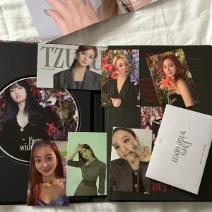 TWICE - Eyes wide open  - Photocards ingår + poster 100 kr!! Buda gärna 