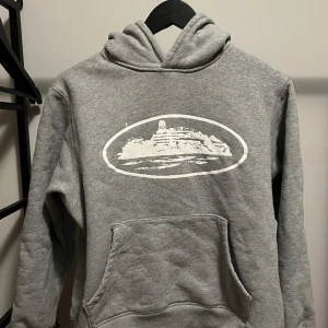 Corteiz Hoodie - As fet corteiz hoodie absolut inget fel på den och knappt använd.