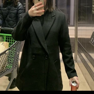 Kappa - Jätte fin svart kappa frpn hm 