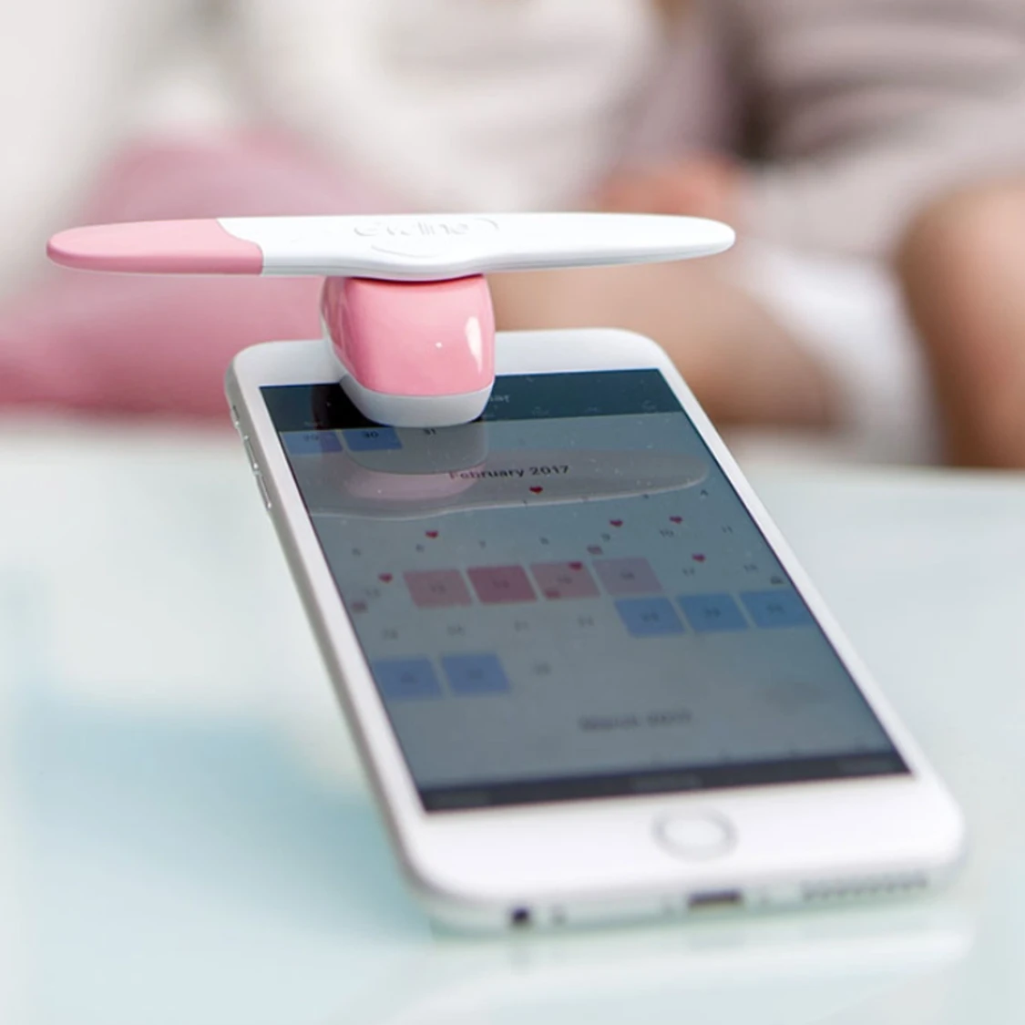 Eveline tester med tillhörande app - 91