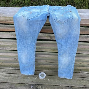 Dondup jeans - Ett par Dondup jeans strl 30 bra skick hör va dig för mer info dem är i slim fit