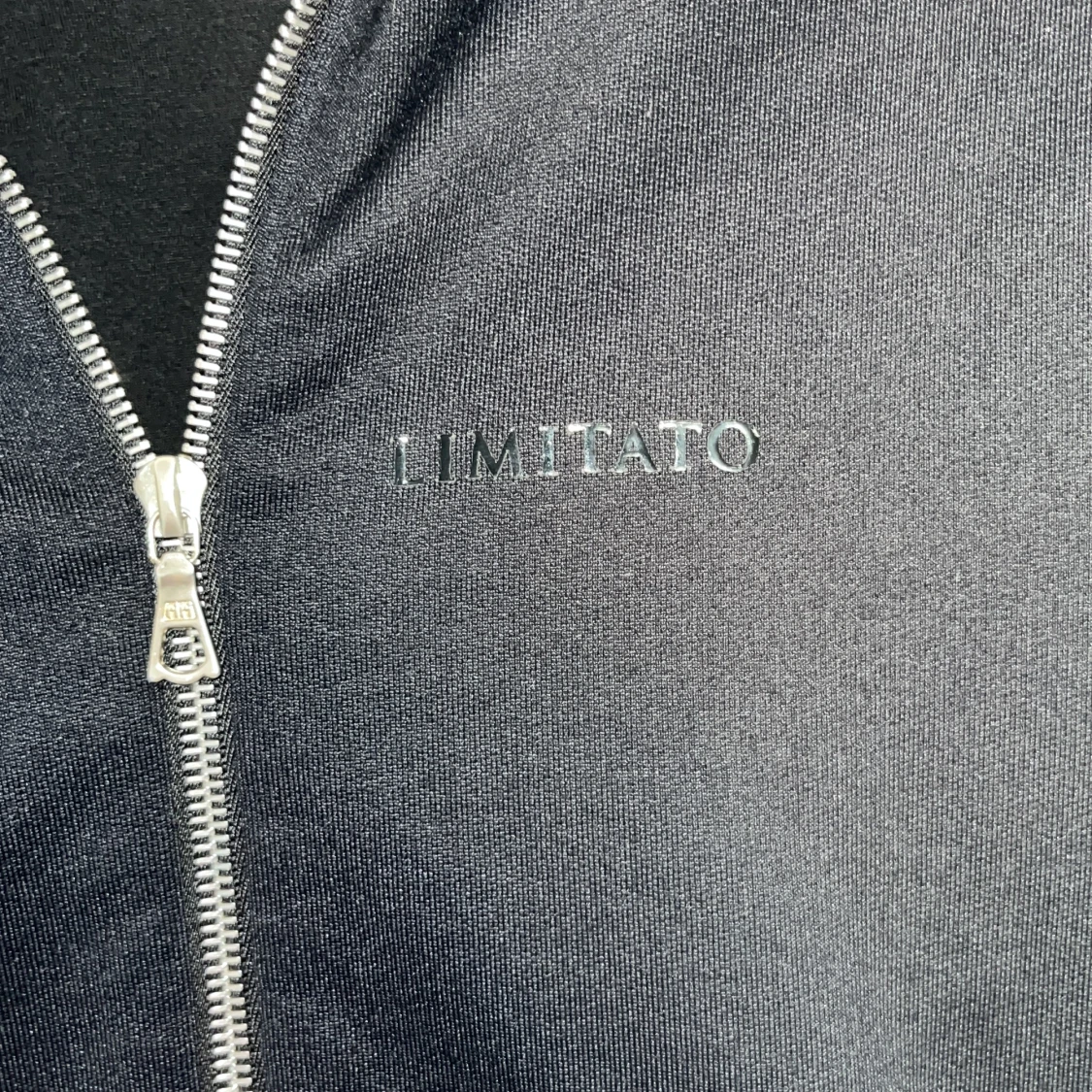 Limitato zip - 91