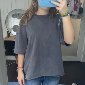 Zara sweatshirt  - Zara sweatshirt med korta ärmar⭐️⭐️