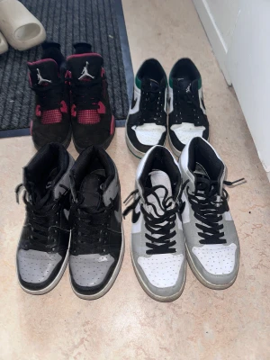 Jordan 1/4  - Väldigt fina och sköna skor som är bra A+kopier alla är storlek 42/41 
