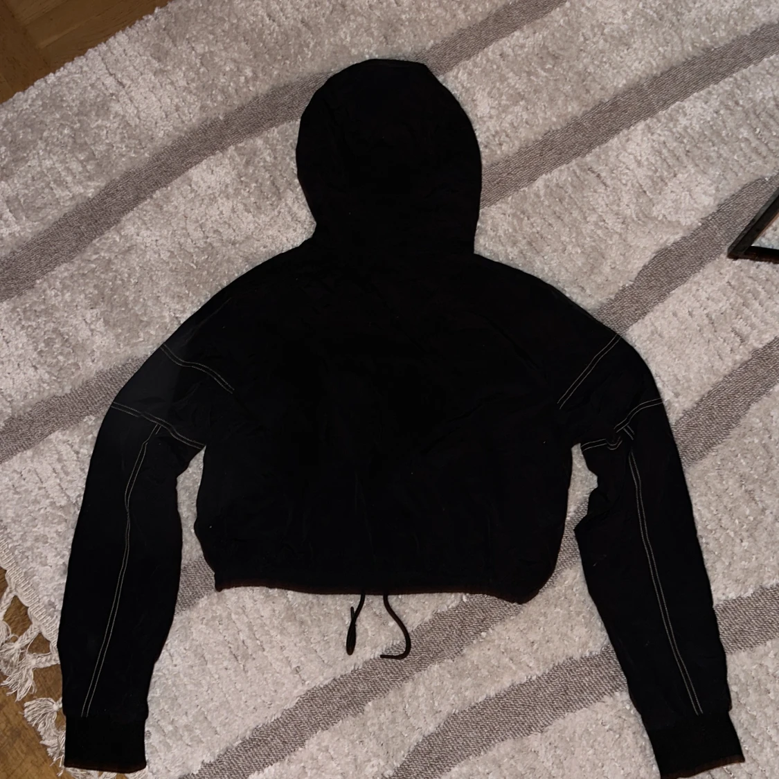 Ellese Vindjacka - 91