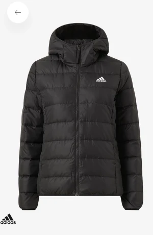 Adidas vinterjacka  - Säljer min snygga, lätta och varmfodrade vinterjacka.  Märke Adidas och är i väldigt bra skick! Använd endast 1 vinter, så inga skador eller konstigheter.  Strl M.    Har fler bilder om intresserad!