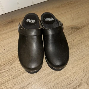 Träskor  - Träskor ifrån VagaBond, använda enstaka gånger, fint skick 