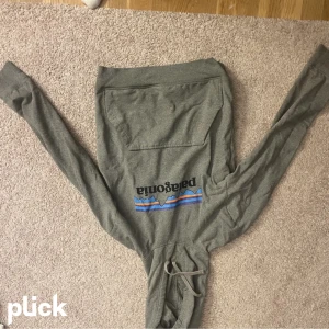 Patagonia hoodie - As snygg, knappt använd. Nyskick