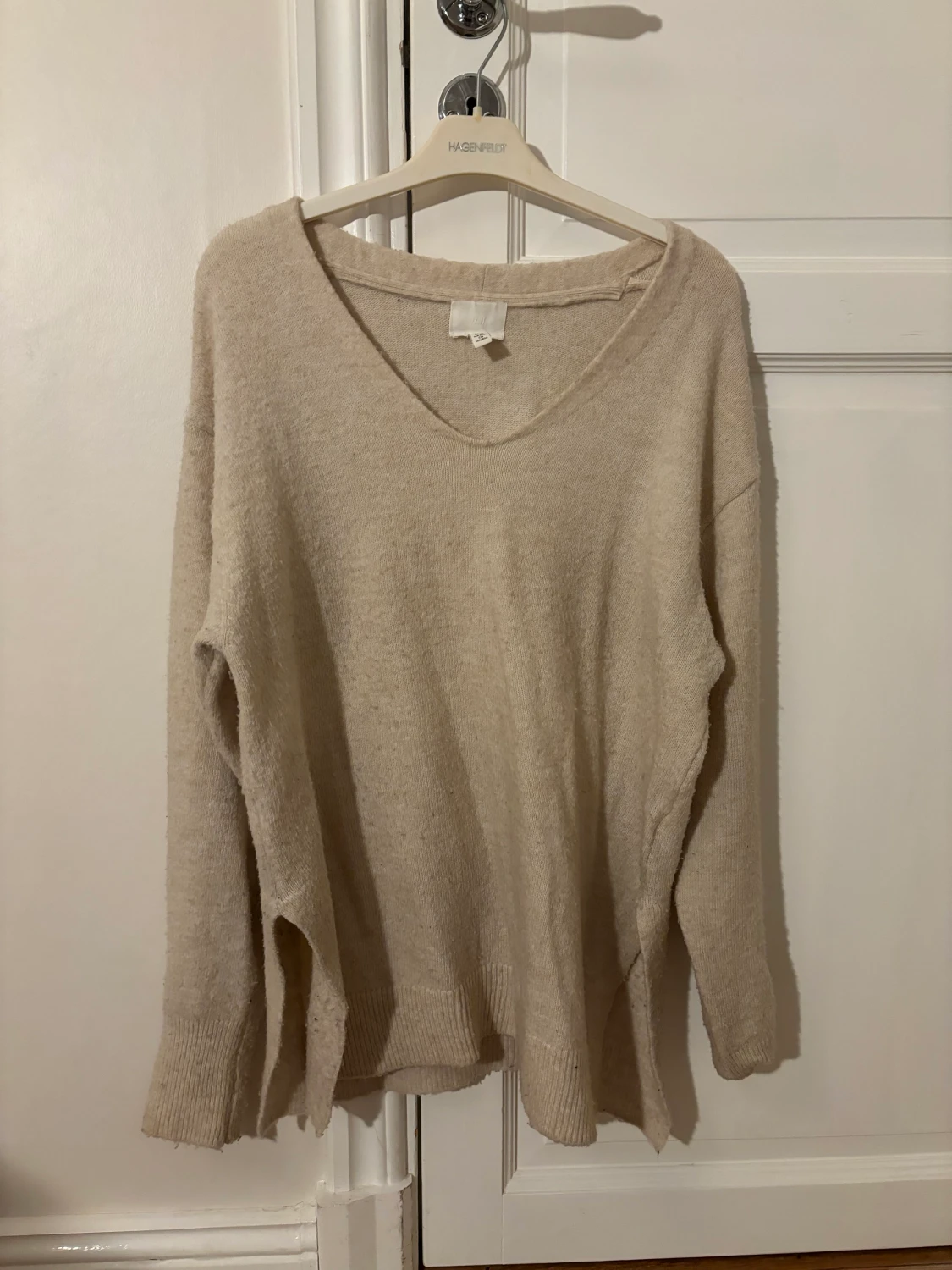 Beige stickad tröja 