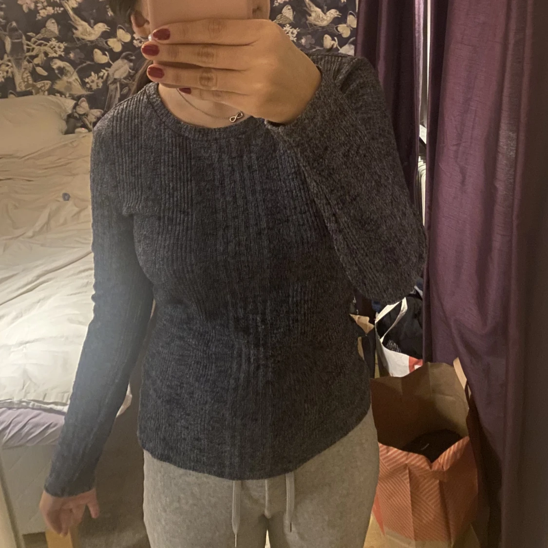 Tunn blå tröja😽