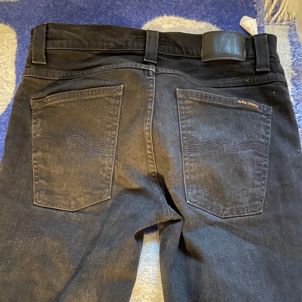 Nudie jeans w33 l32. Jeans & Byxor.