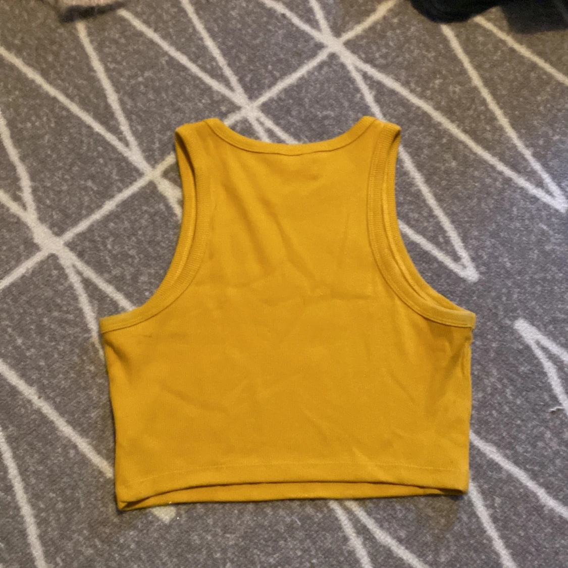 Gul topp - 90