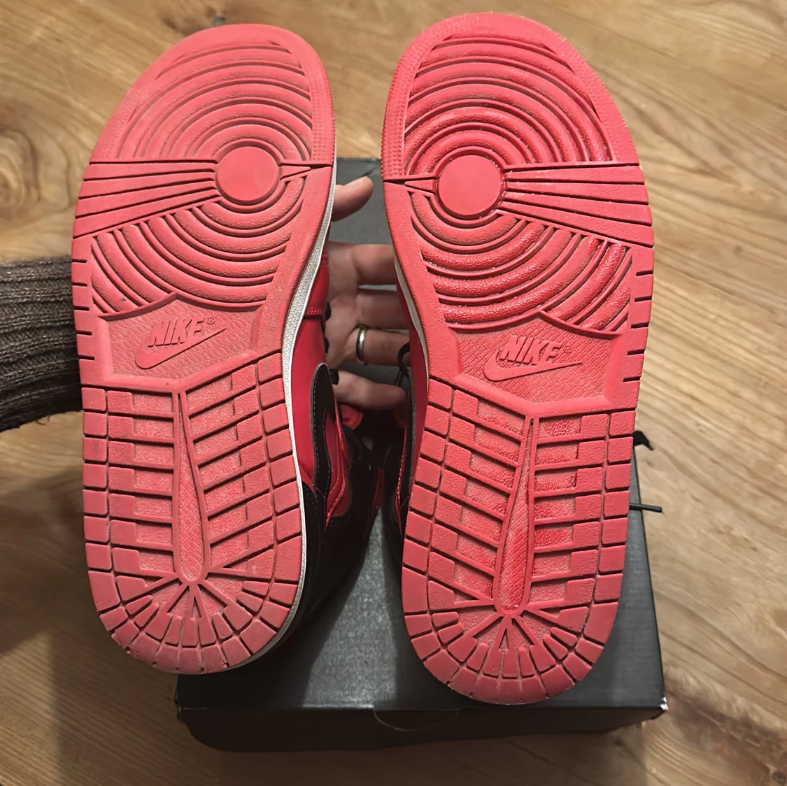 Jordan 4 reverse breds  - 91