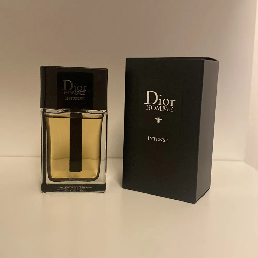 Samples! Dior homme intense🍐🍁🥃 2 ml / 70kr 5 ml / 155kr 10 ml / 300kr. Accessoarer.