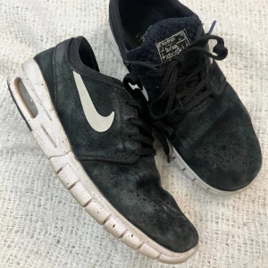 Nike dam sneakers  - Nike sneakers skor st 37.5 dam womens nikeair 