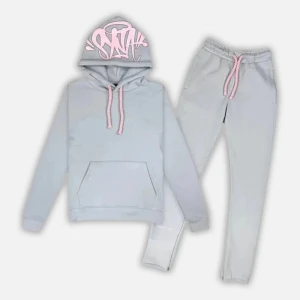 SYNAWORLD-GREY TRACKSUIT - Ny oanvänd, fortfarande i original påse och säljes pga fel storlek. Köpt på Synaworldstore.com