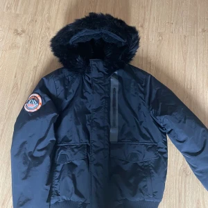 Everest parka - Oanvänd endast testad 