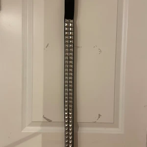 Bälte med knittar - Söt bälte med knittar inga stora defekter 