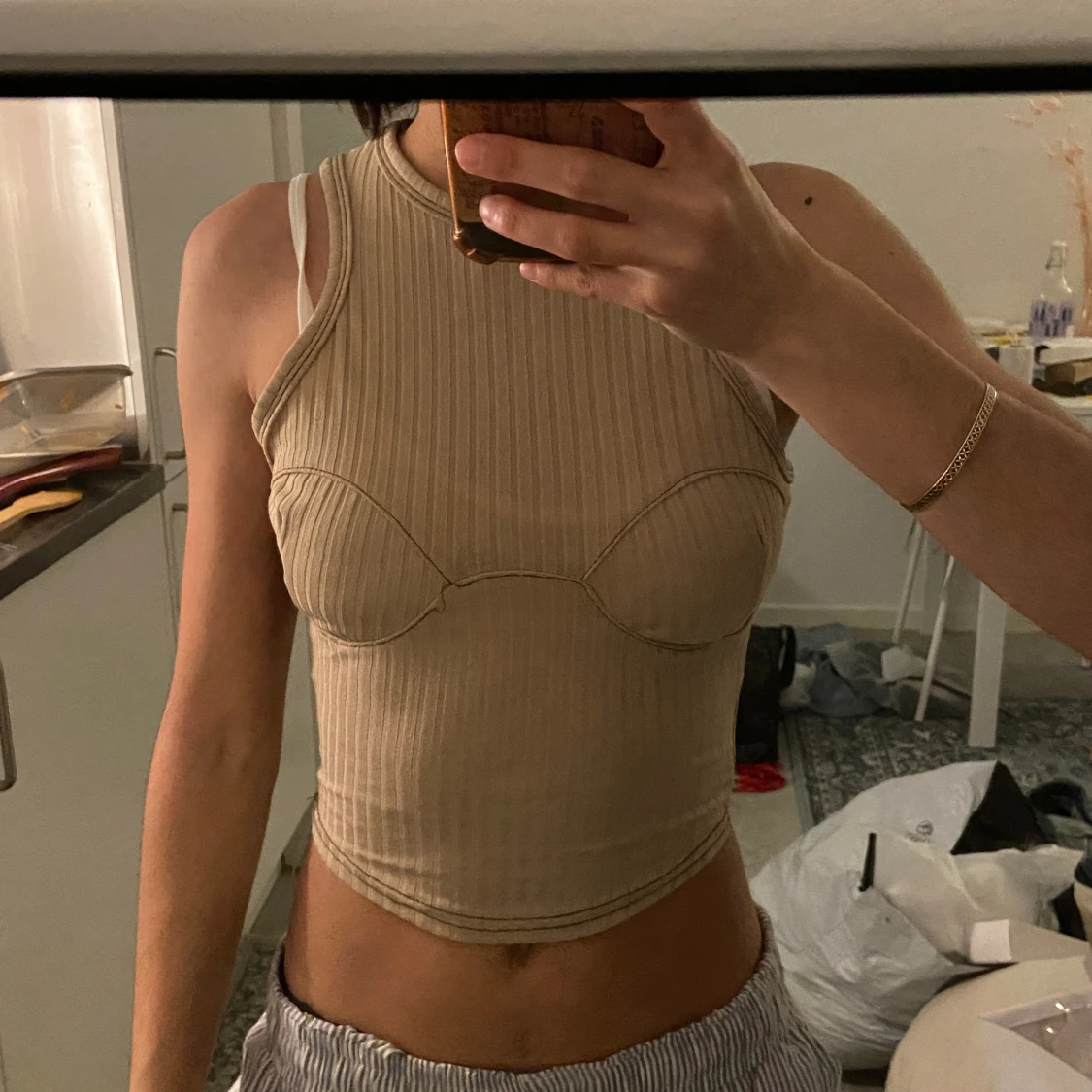 Topp med kontur - 90