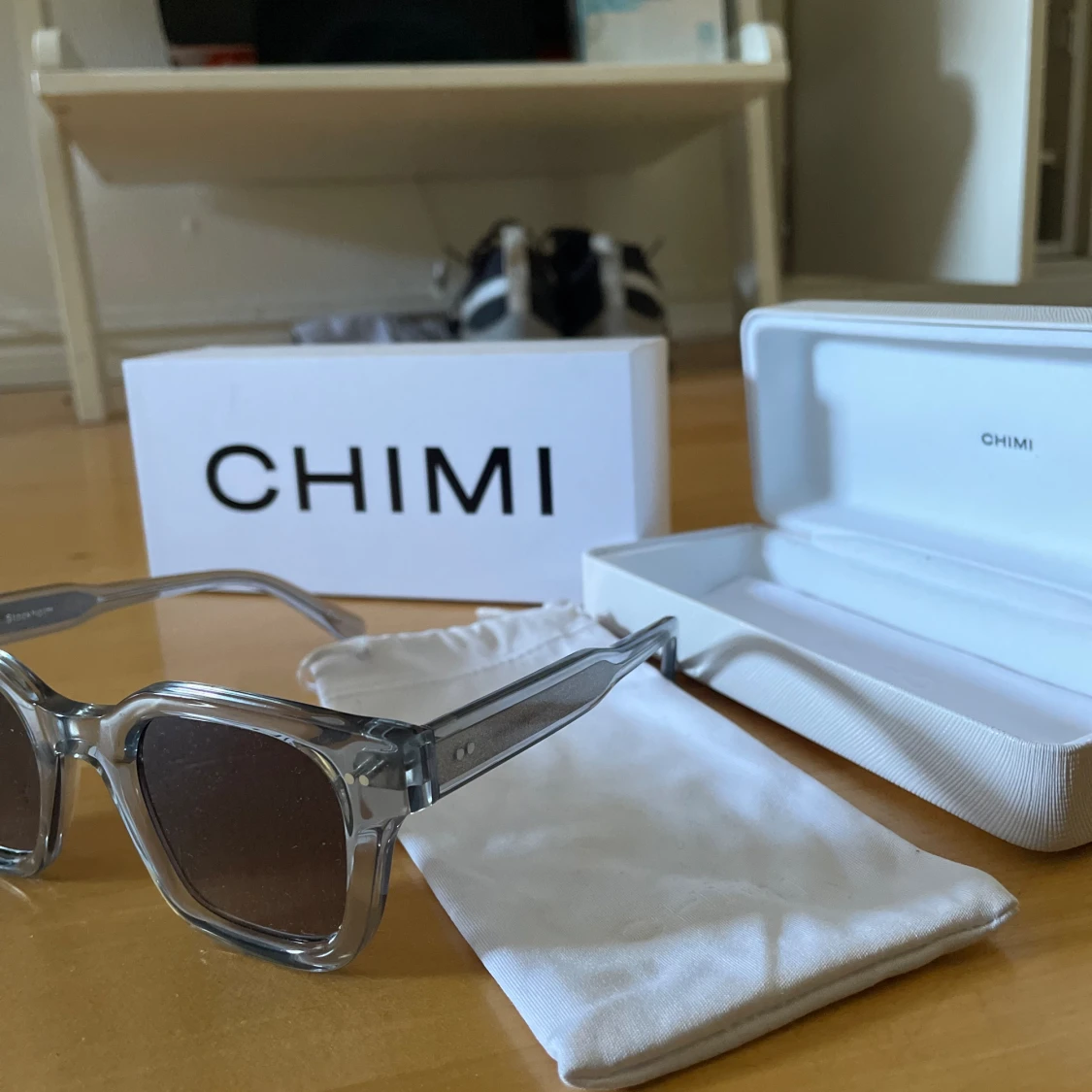 Chimis 04:a grey  - 91