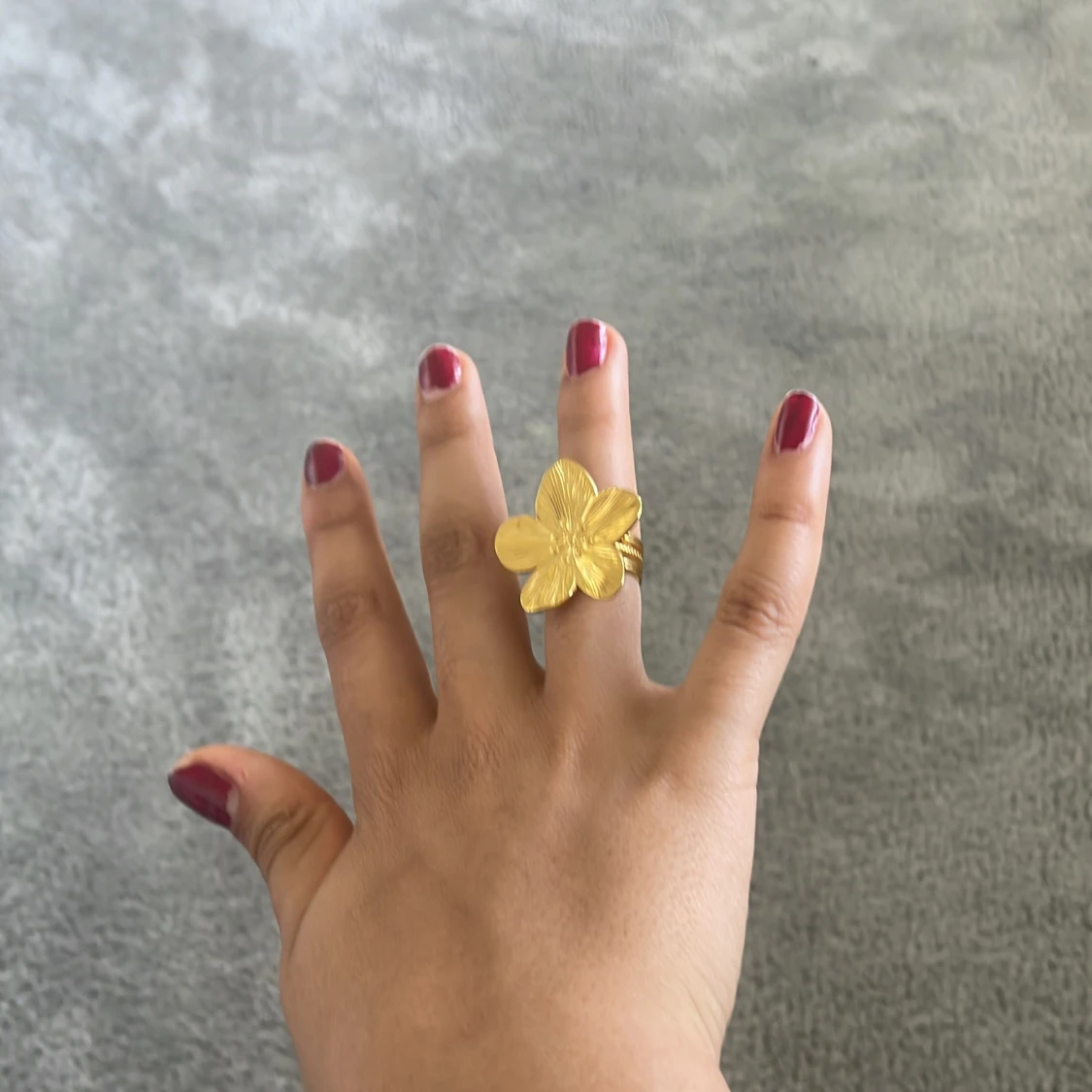 Blomring i guld - 90