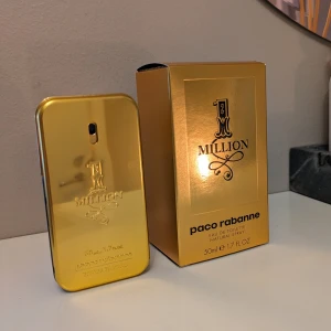 1 Million paco rabanne 50ml - Nästan ny paco rabanne 1 million parfym. Inköpt mars 2024.
