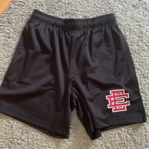 Eric emanuels L - Straight passform