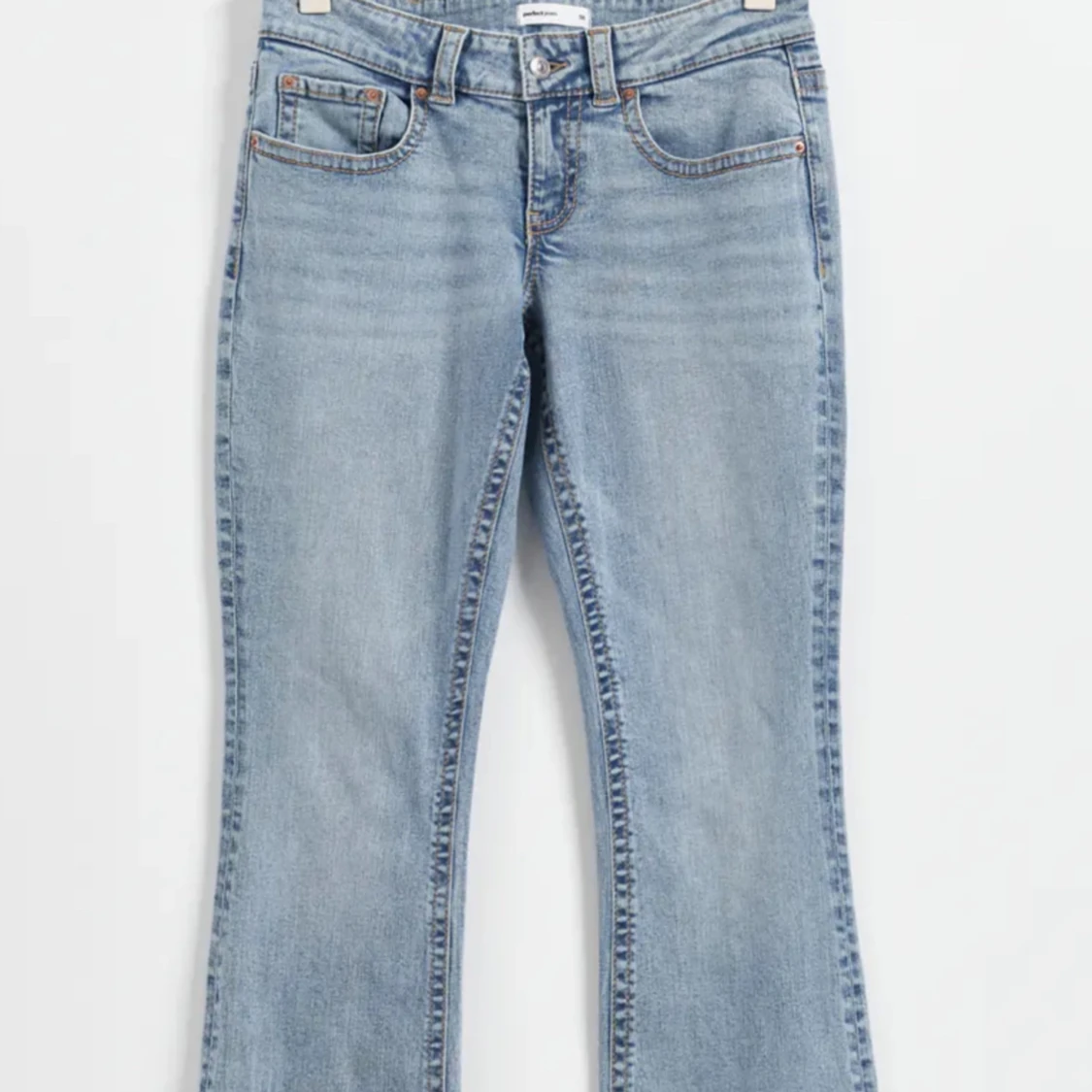 Low waist bootcut jeans från gina trickot  - 92