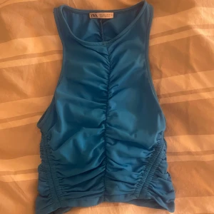 Zara tipp - Blå cool topp från zara 😍