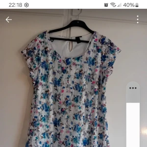 Sommar klänning  - Ny