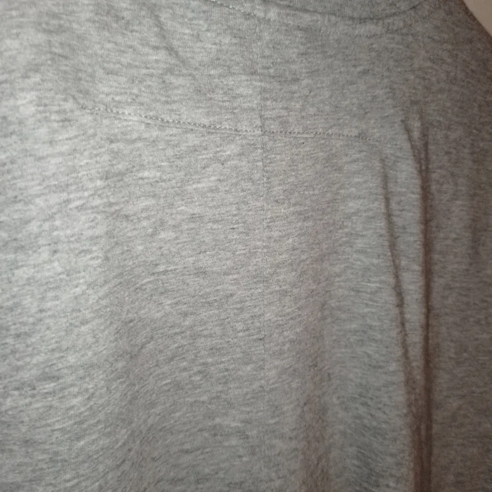 Baseball & skull print t-shirt från Givenchy. Storleken är M men modellen är oversize så den är stor i storleken. Från FW13 kollektionen. I fint skick.. T-shirts.