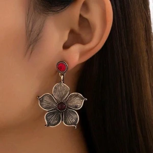 Guldpläterade örhängen i gammal stil  - Väldigt fina!