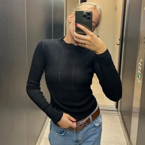 Mesh topp 2-pack!!  - Vit och svart topp från Gina. Båda för 180kr 🌸🥂. Klicka ej på köp nu! 🌸🥂