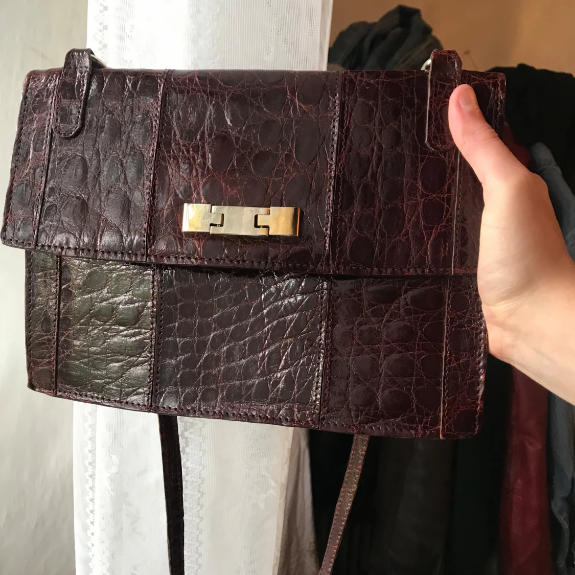 Wine red handbag