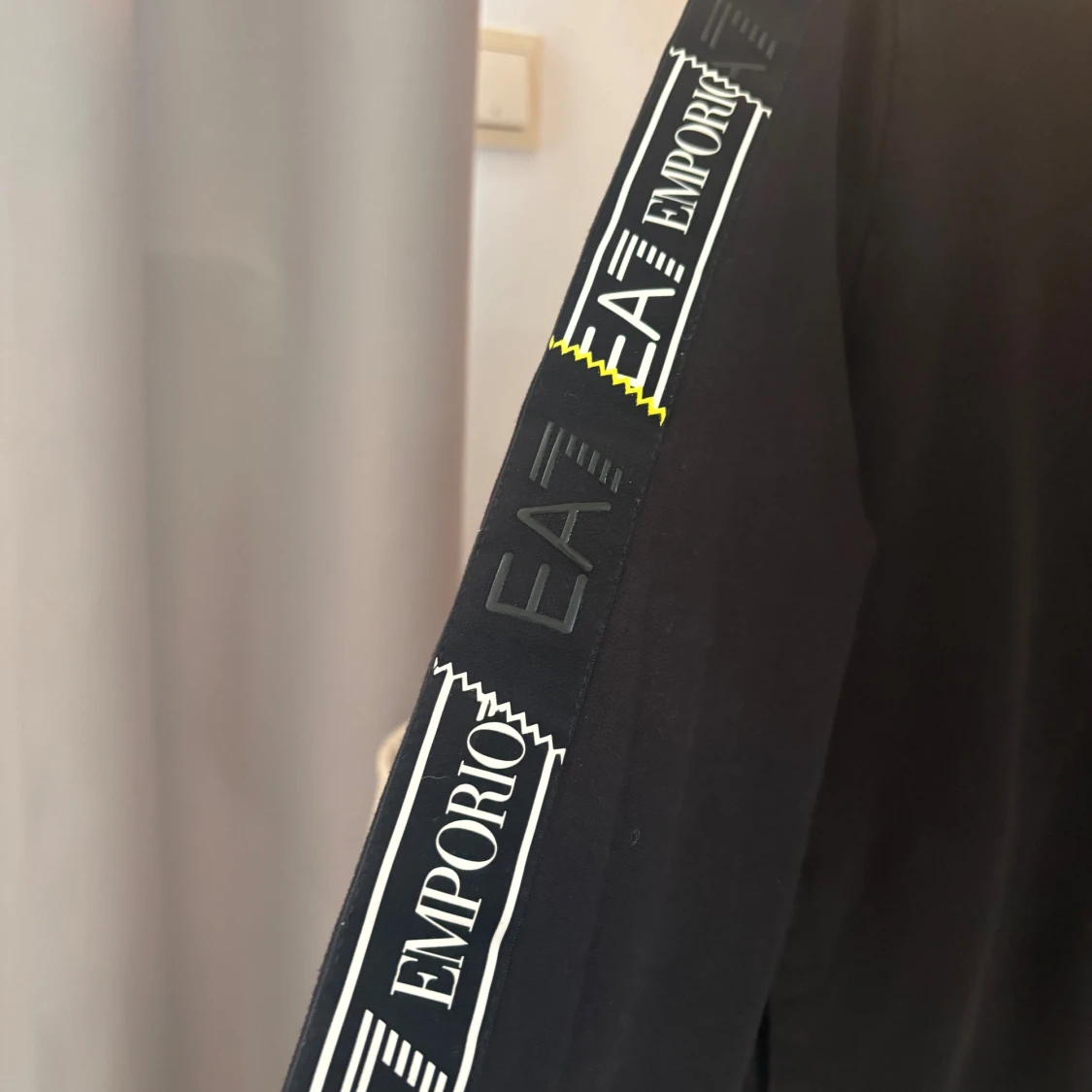 Svart jacka från Emporio Armani - 90